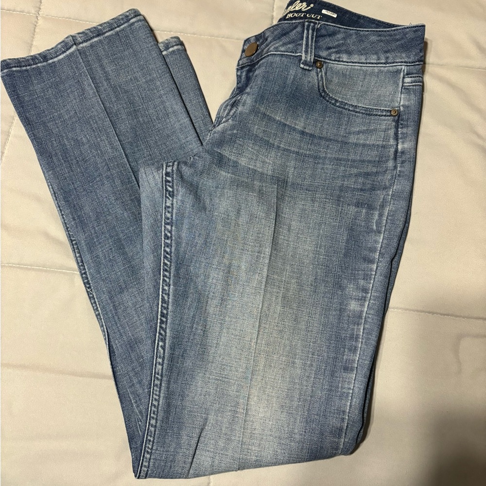 Wrangler Blue Boot Cut Jeans with Classic Distressed Look - Picture 4 of 6